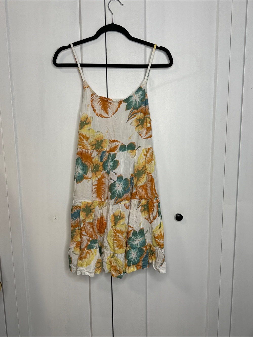 NWTs Roxy - Small - White with Orange Yellow & Teal Floral